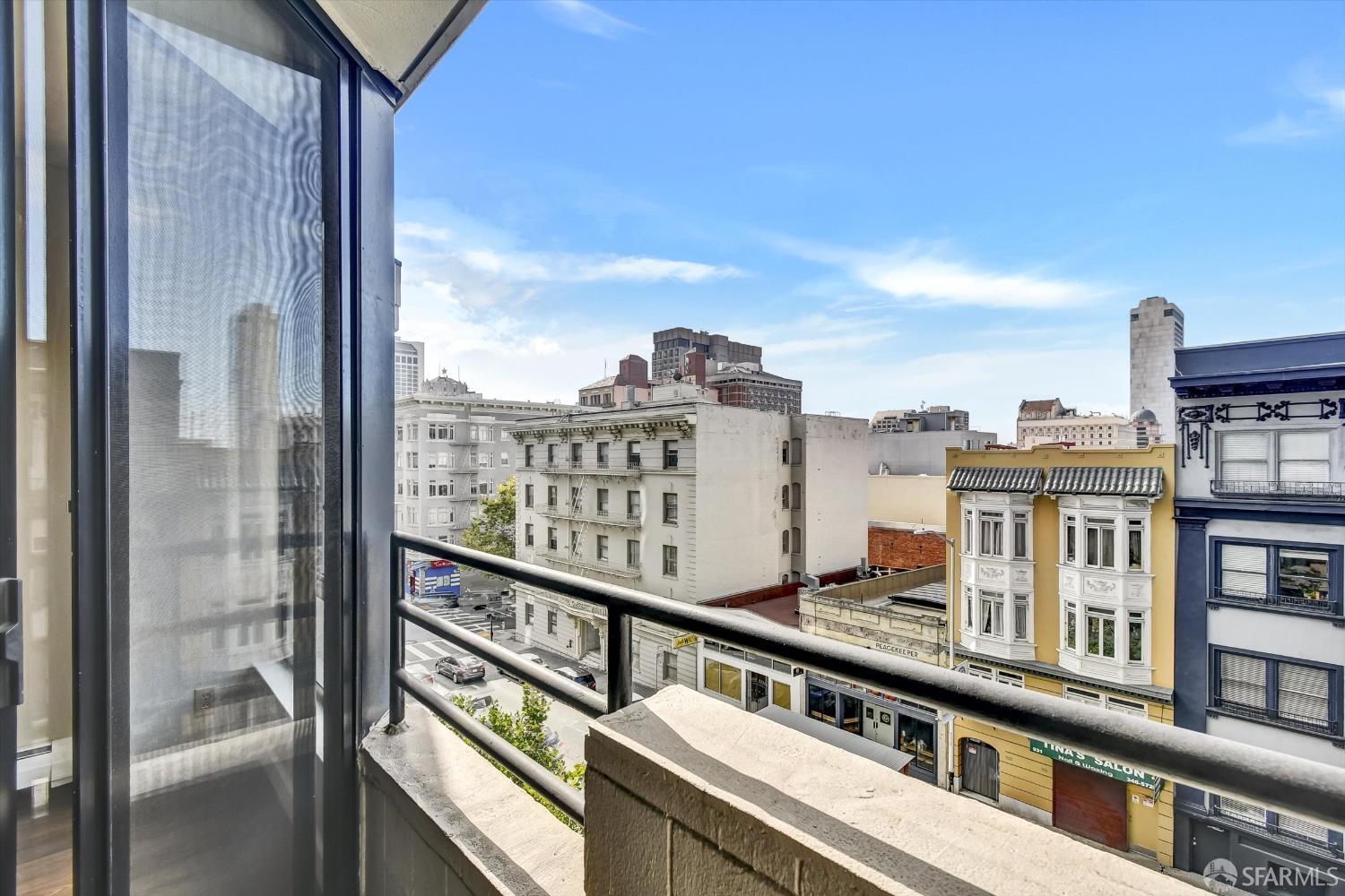 900 Bush Street # 403