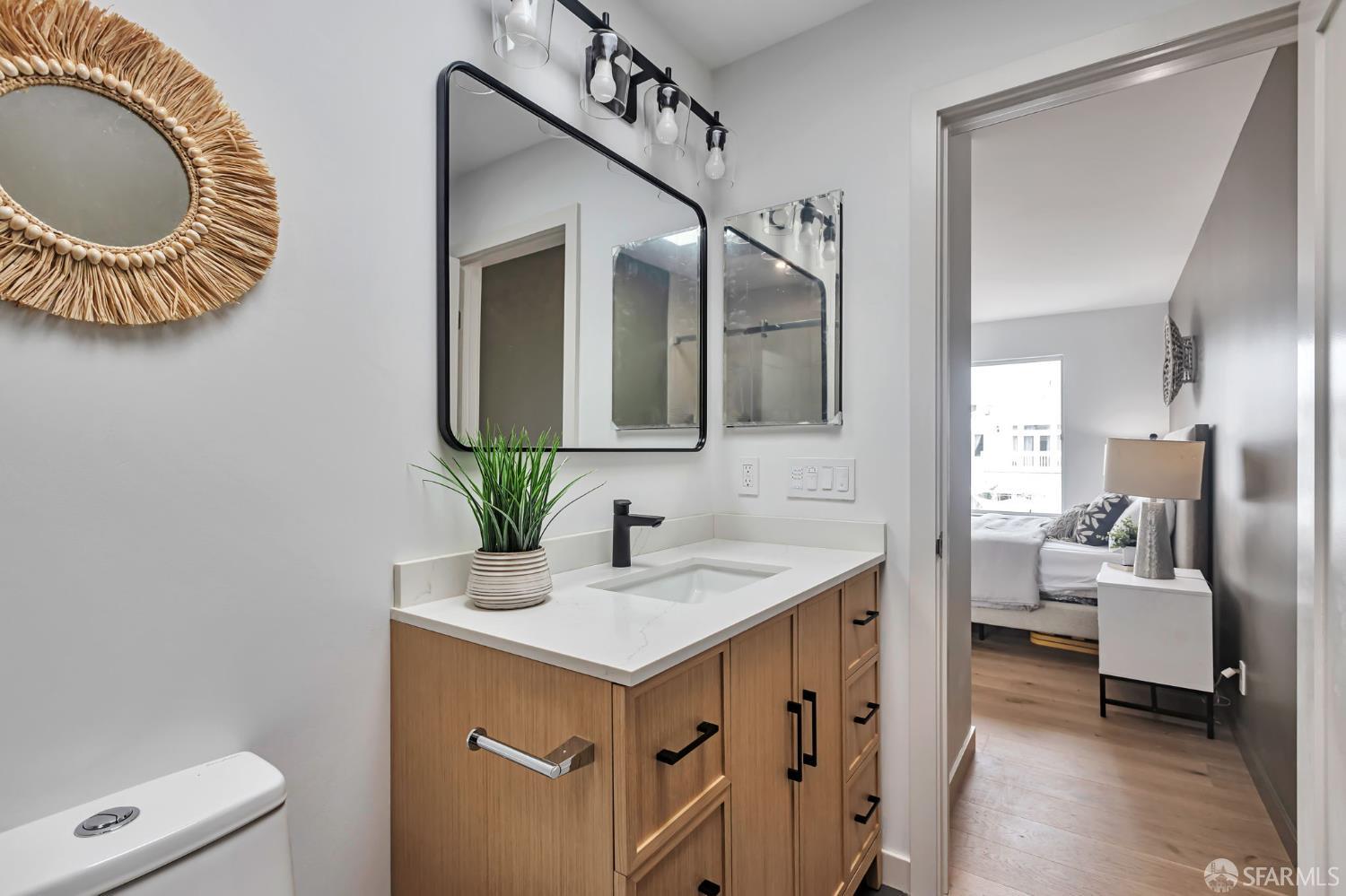 579 6th Avenue # 202