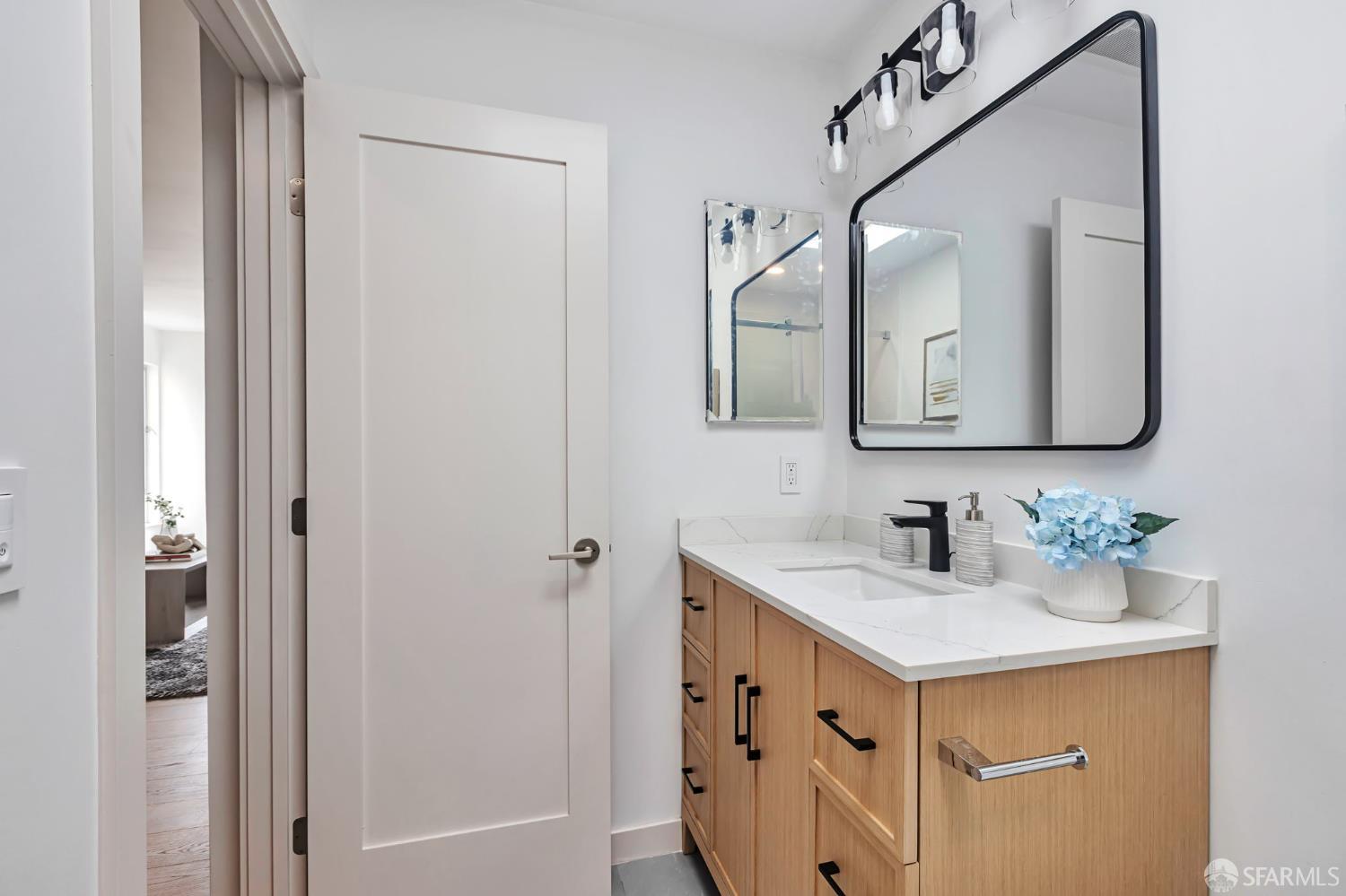 579 6th Avenue # 202