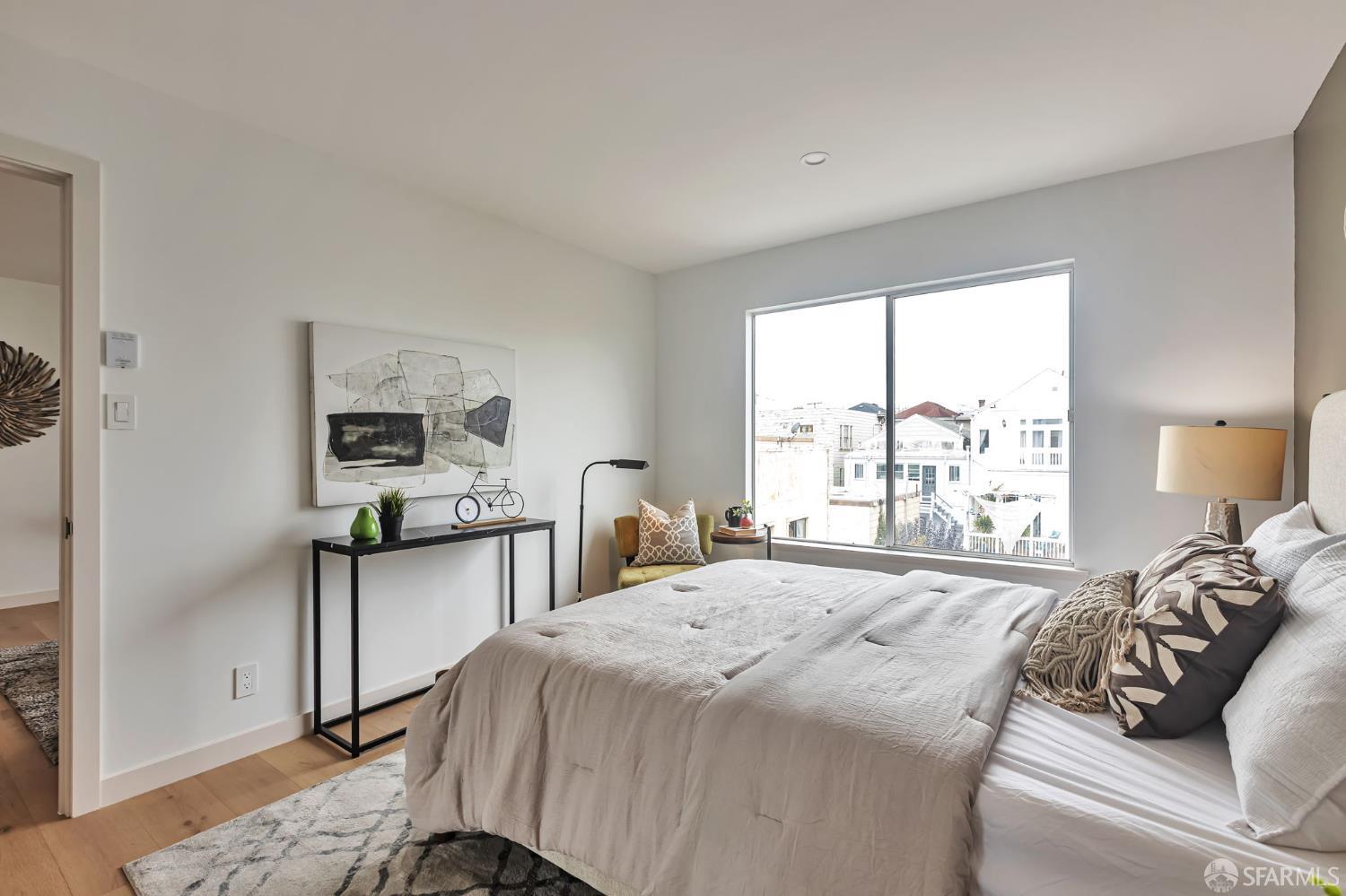 579 6th Avenue # 202