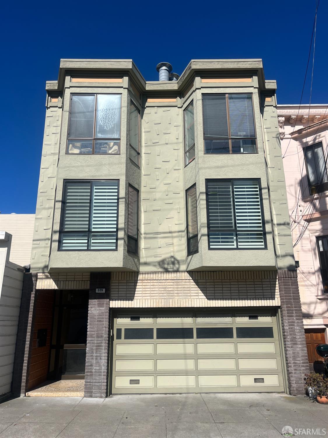 579 6th Avenue # 202