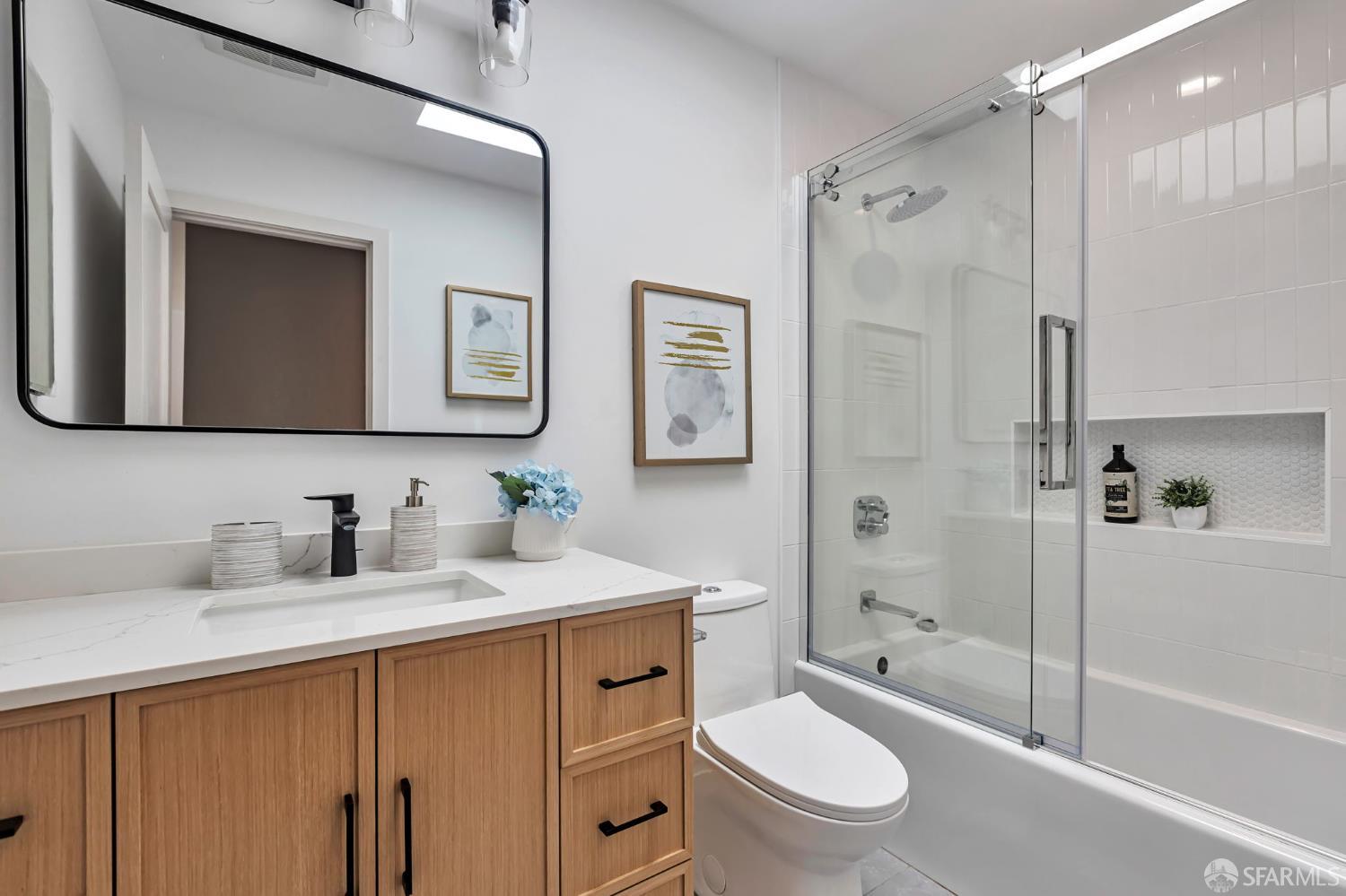 579 6th Avenue # 202