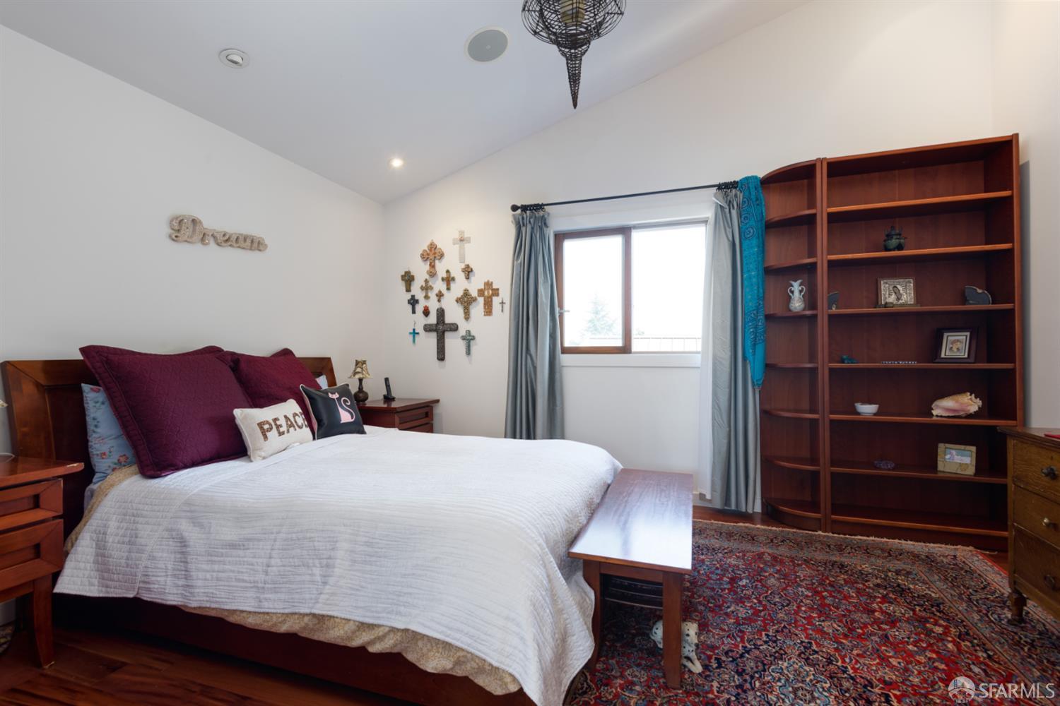 7 Treetop Lane, San Mateo