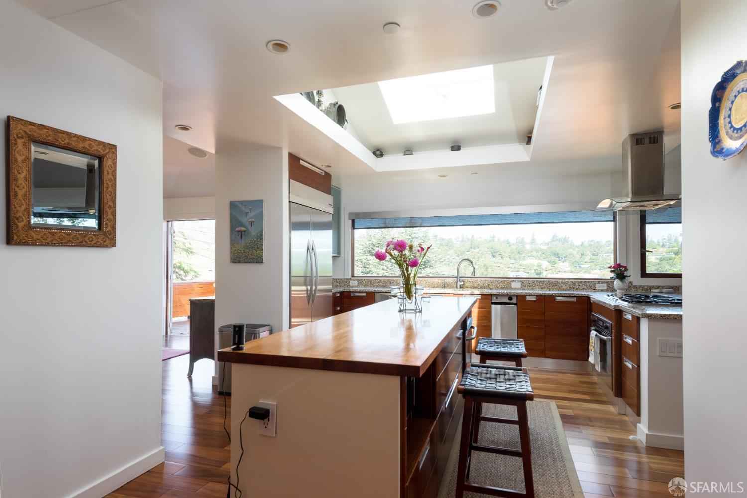 7 Treetop Lane, San Mateo
