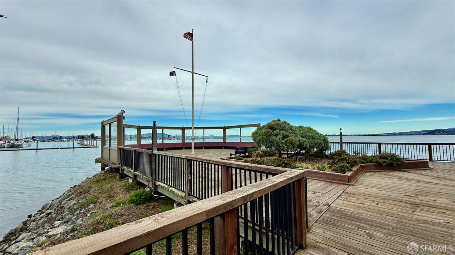 7 Captain Drive # C412