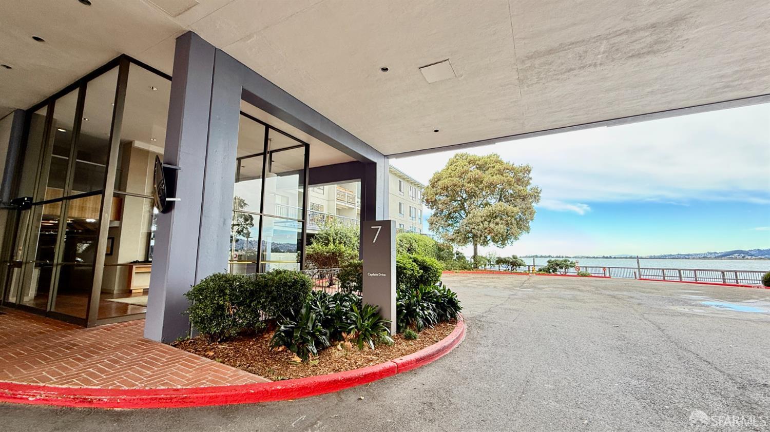 7 Captain Drive # C412