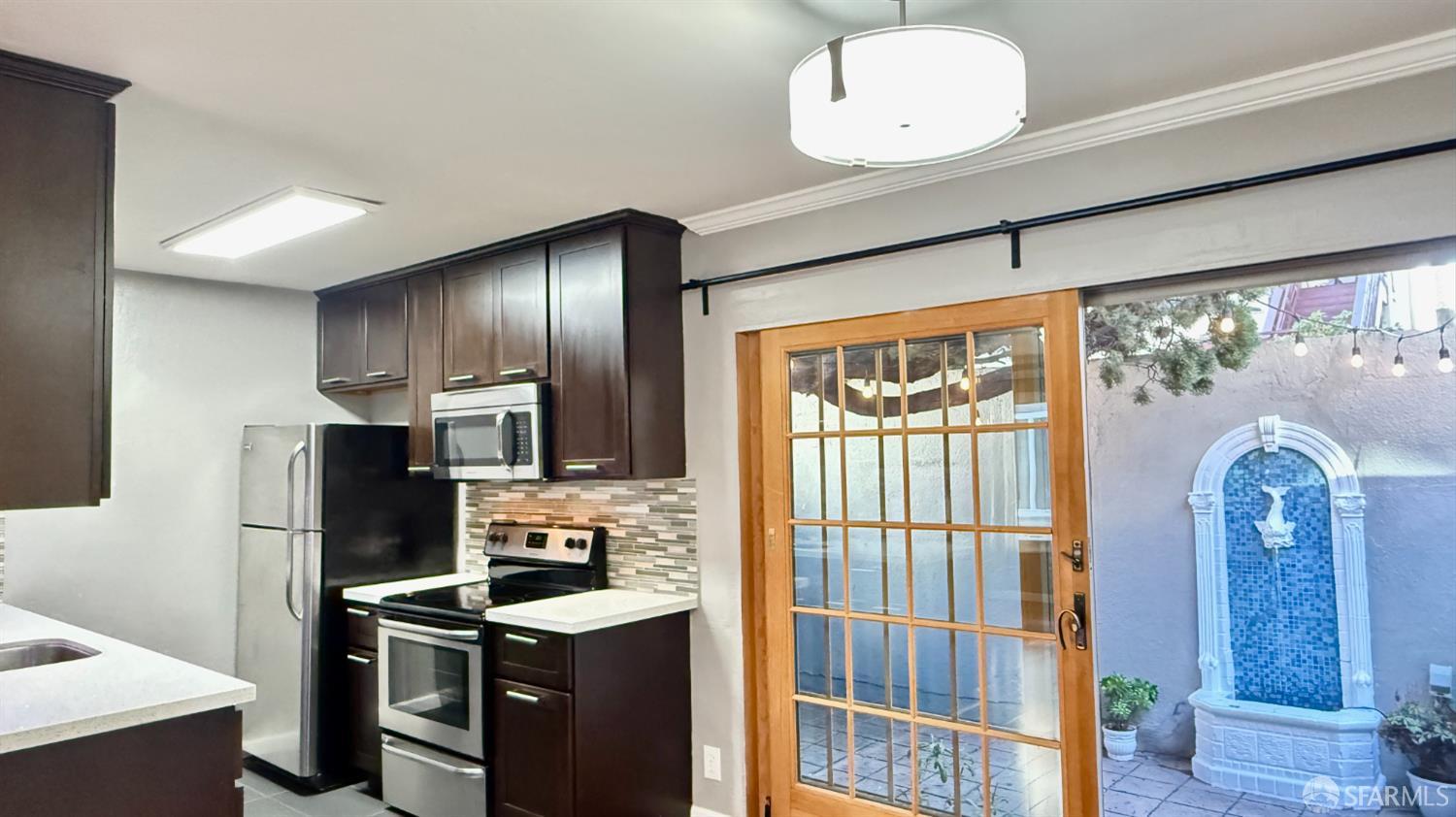 330 Vernon Street # 111