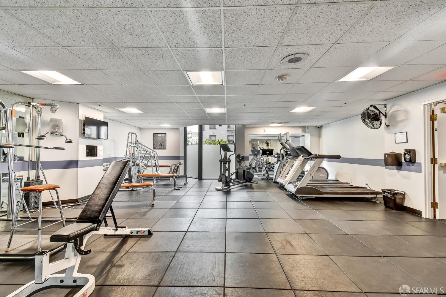 900 Bush Street # 403