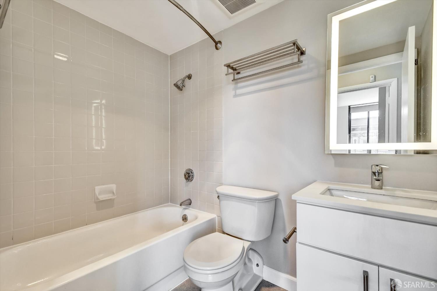 900 Bush Street # 403