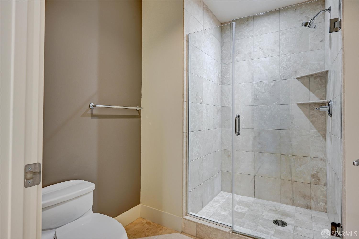 235 Berry Street # 516