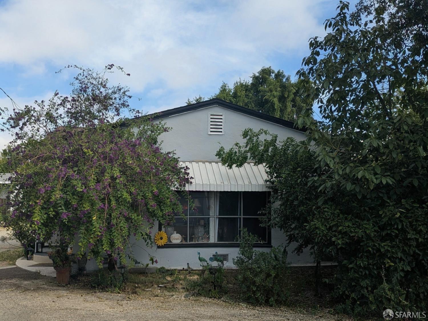 21492 Montgomery Avenue