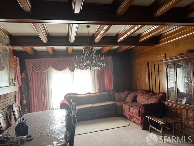 2 W Clay Street