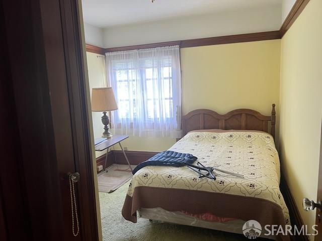 2 W Clay Street