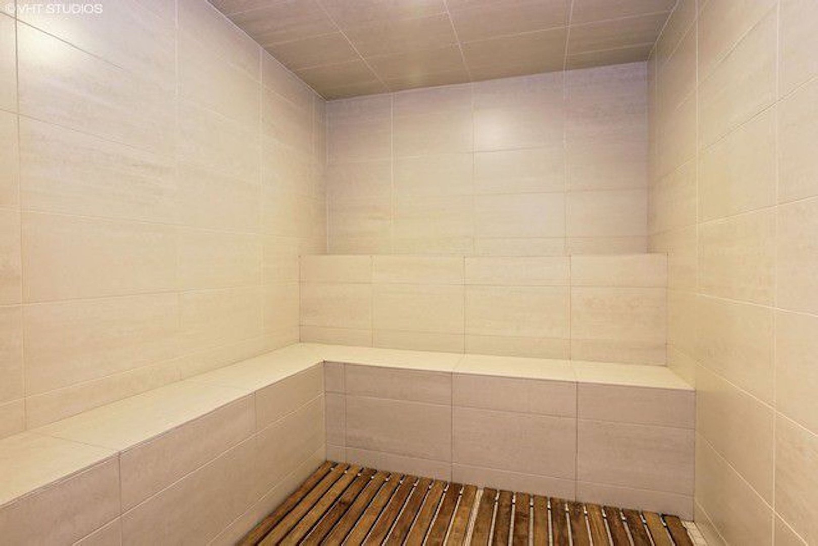 6 N Michigan Avenue Unit: 1001