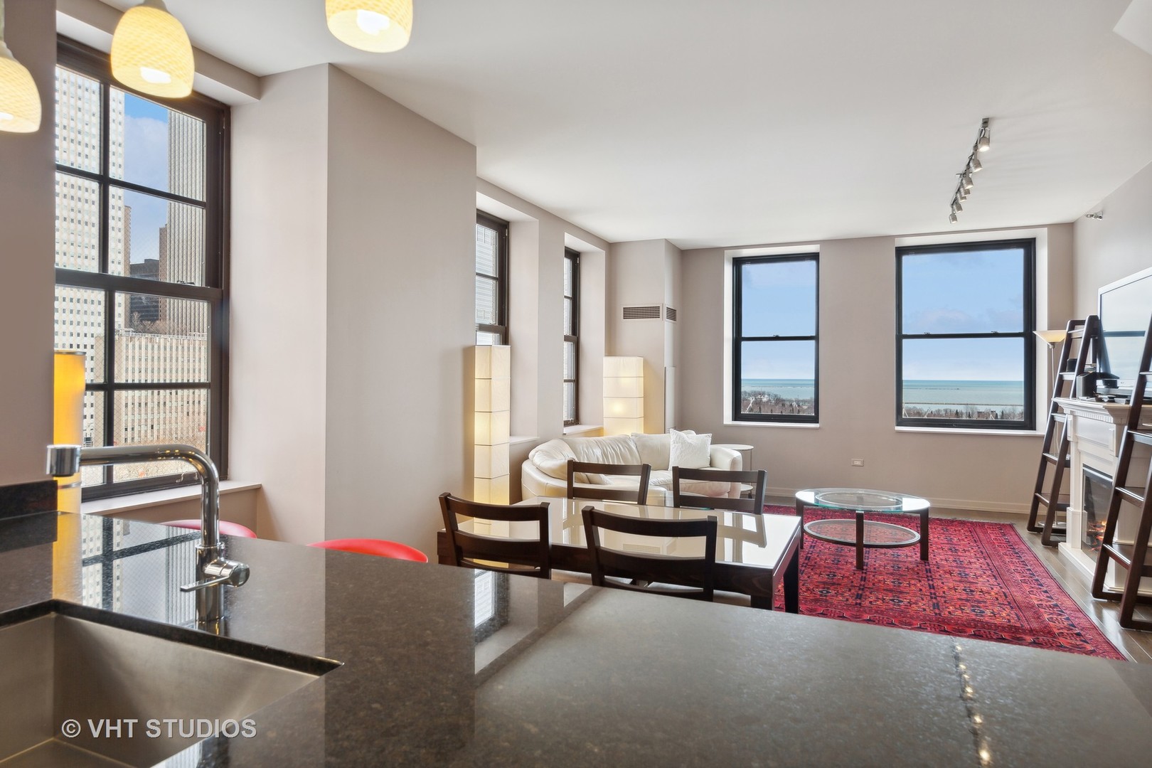 6 N Michigan Avenue Unit: 1001