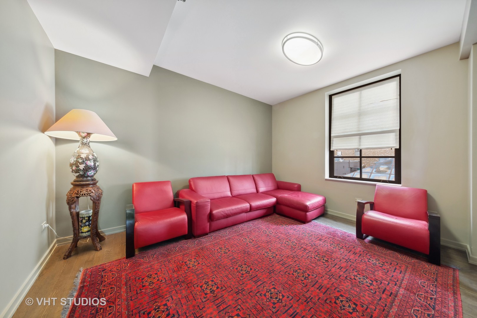 6 N Michigan Avenue Unit: 1001