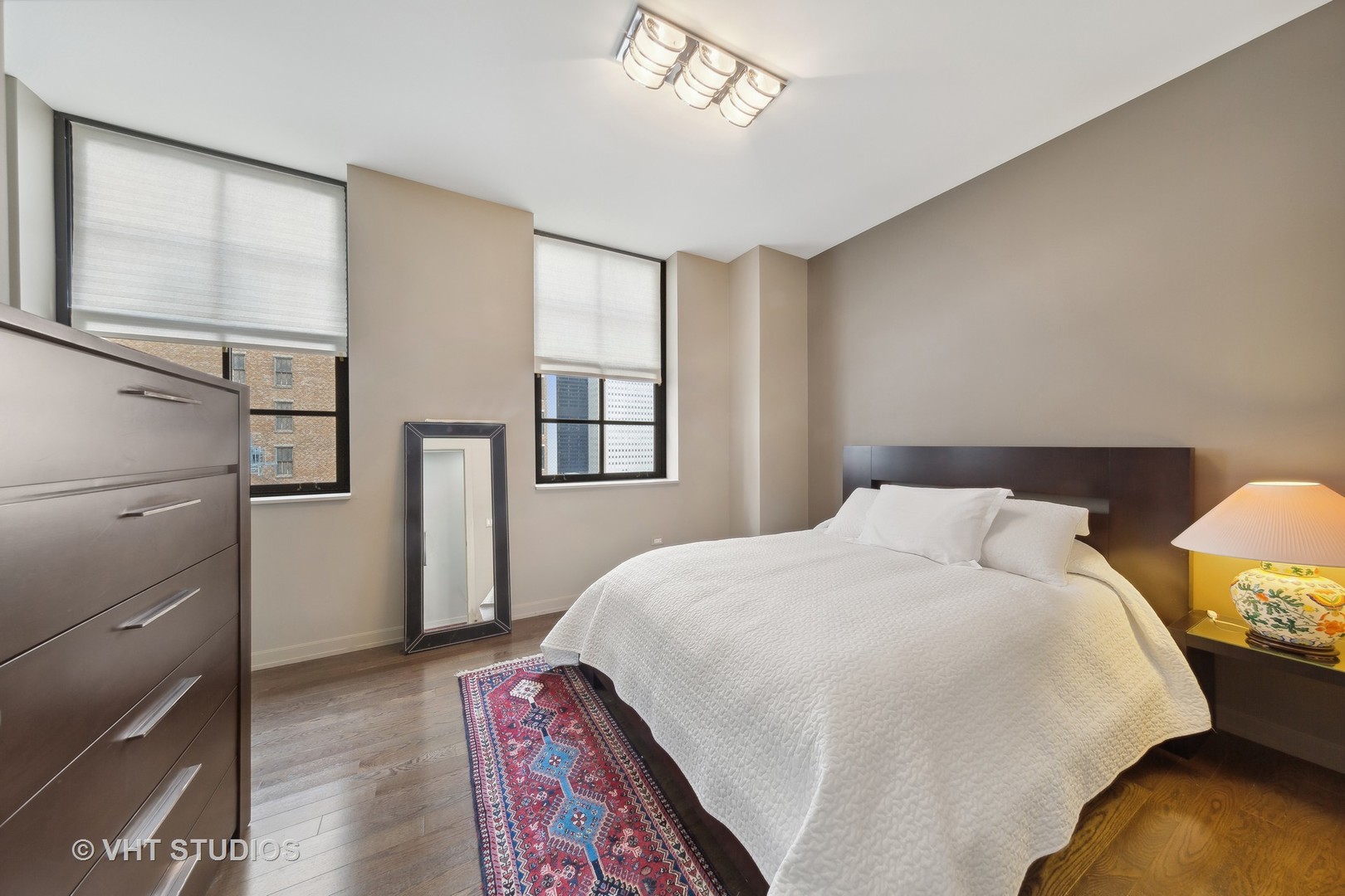 6 N Michigan Avenue Unit: 1001