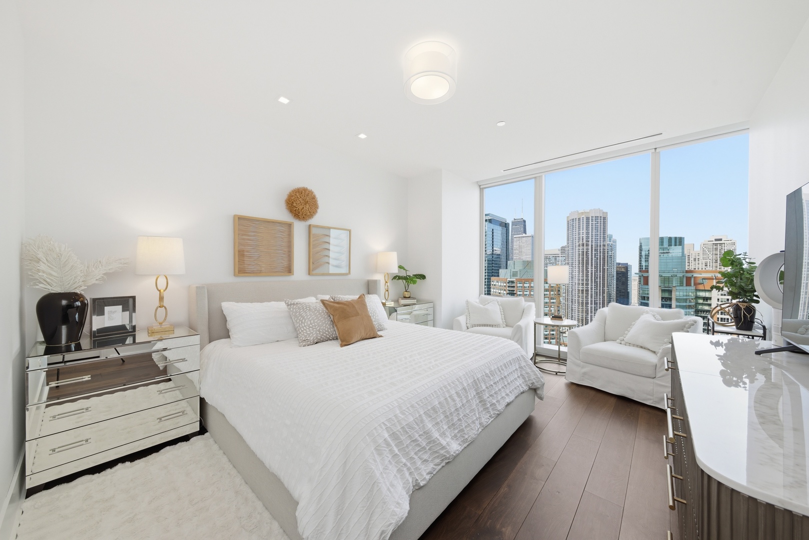 363 E Wacker Drive Unit: 2708