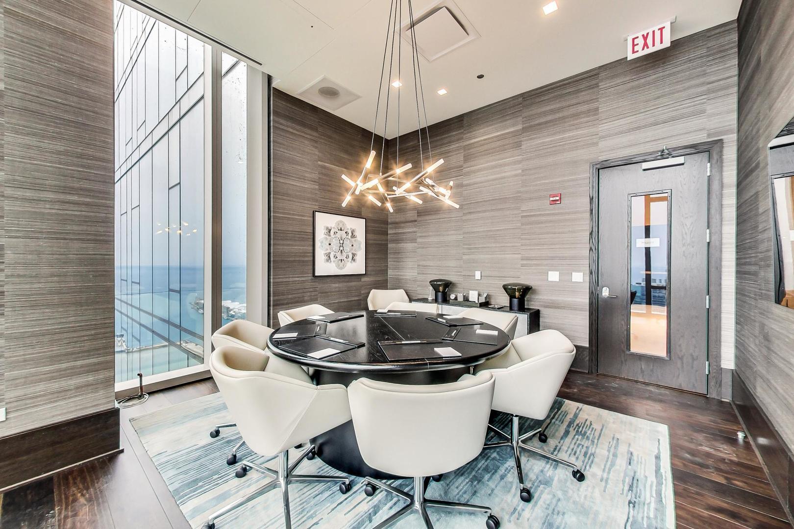 363 E Wacker Drive Unit: 2708