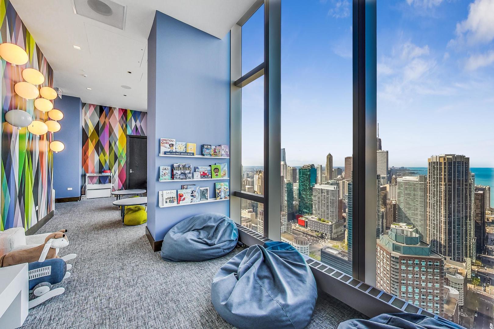 363 E Wacker Drive Unit: 2708
