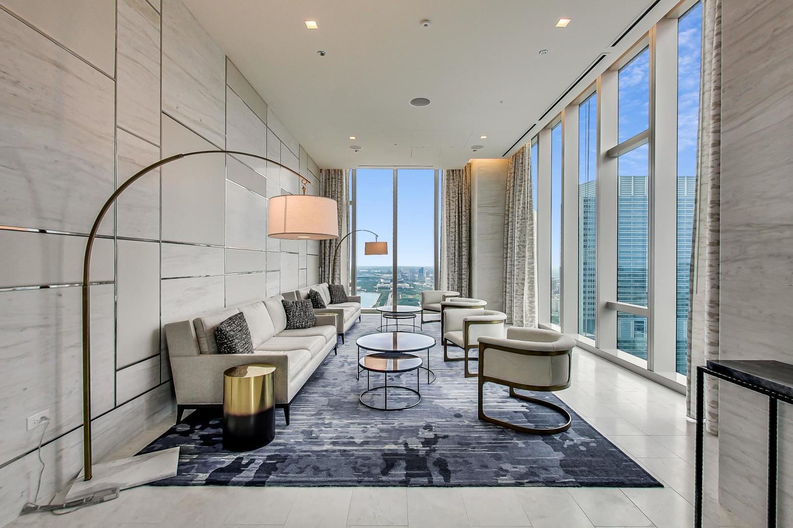 363 E Wacker Drive Unit: 2708