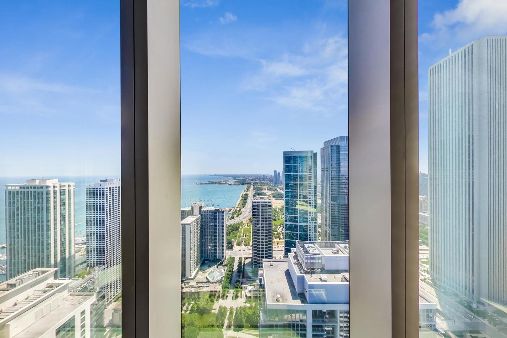 363 E Wacker Drive Unit: 2708