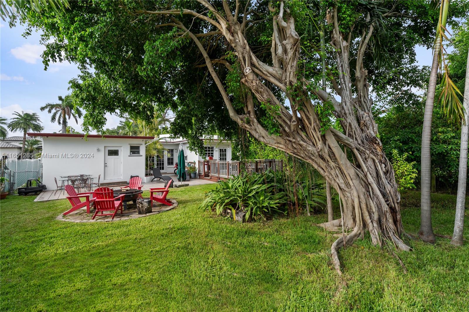 1791 Bay Dr
