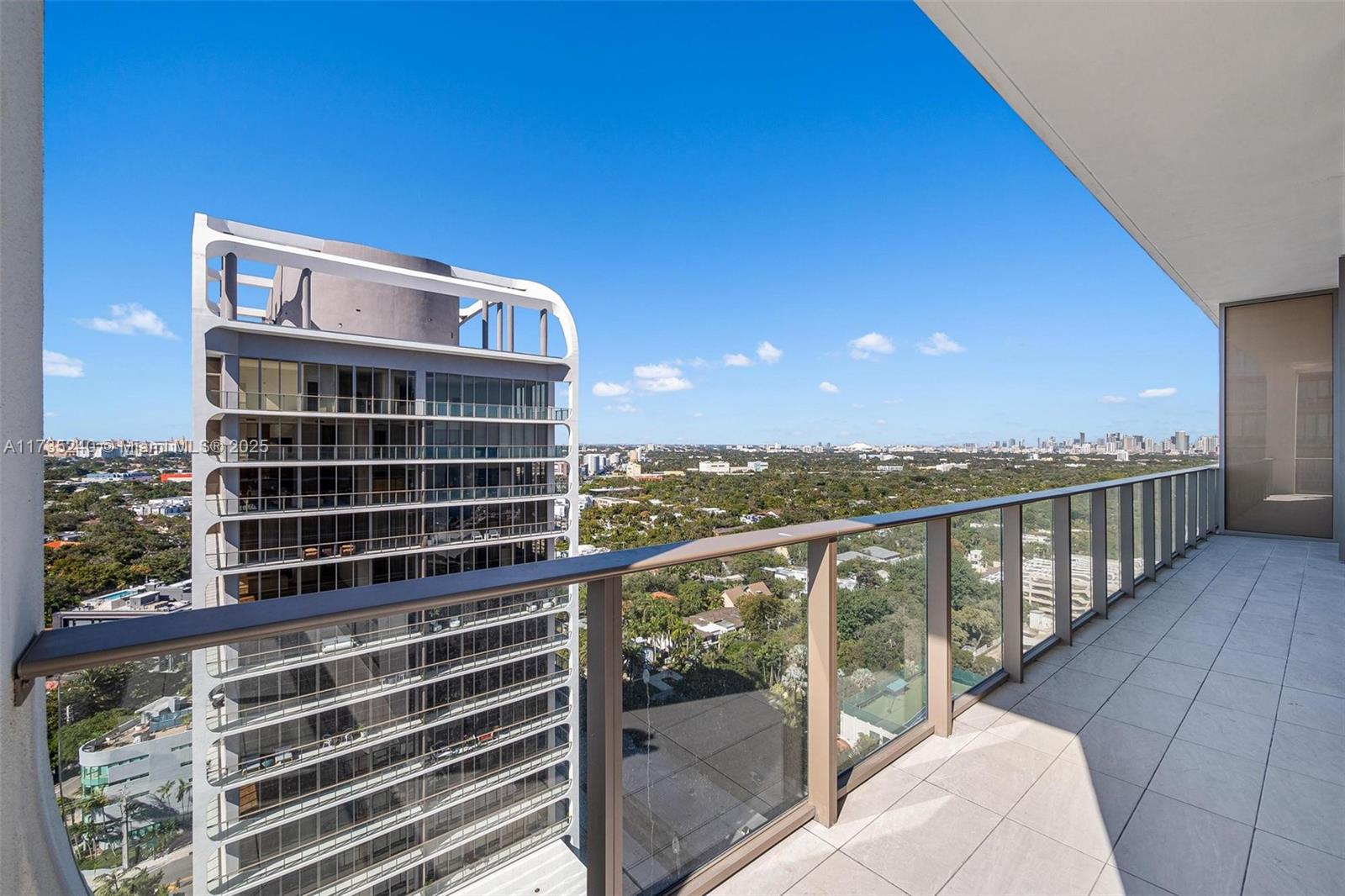 2655 S Bayshore Dr # 1911