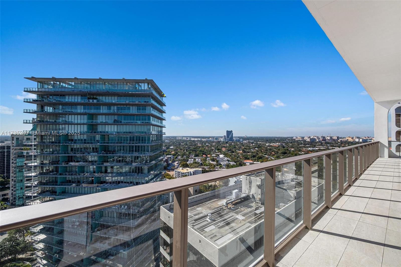 2655 S Bayshore Dr # 1911