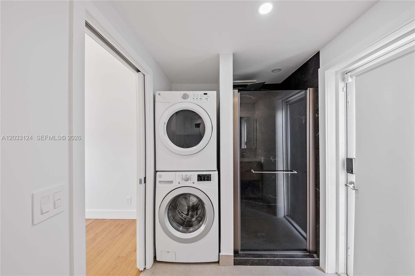 565 NW 44th St