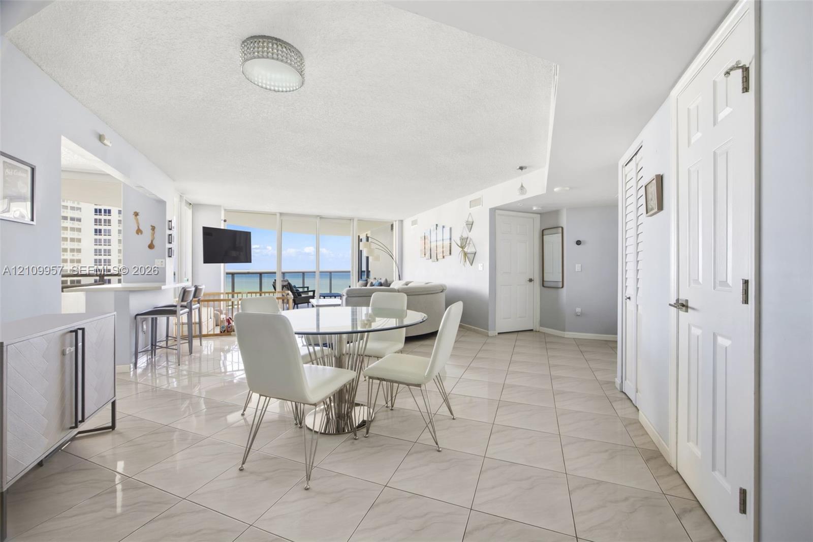 6301 Collins Ave # 2908