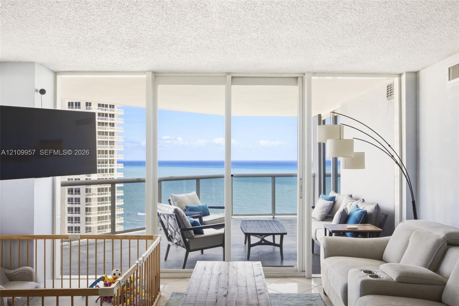6301 Collins Ave # 2908
