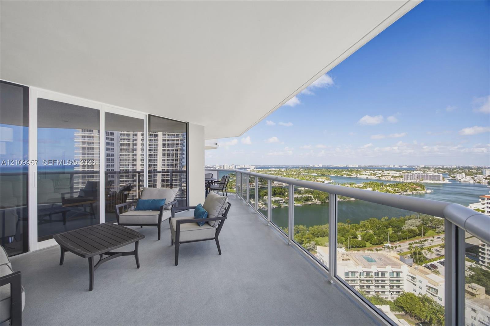 6301 Collins Ave # 2908