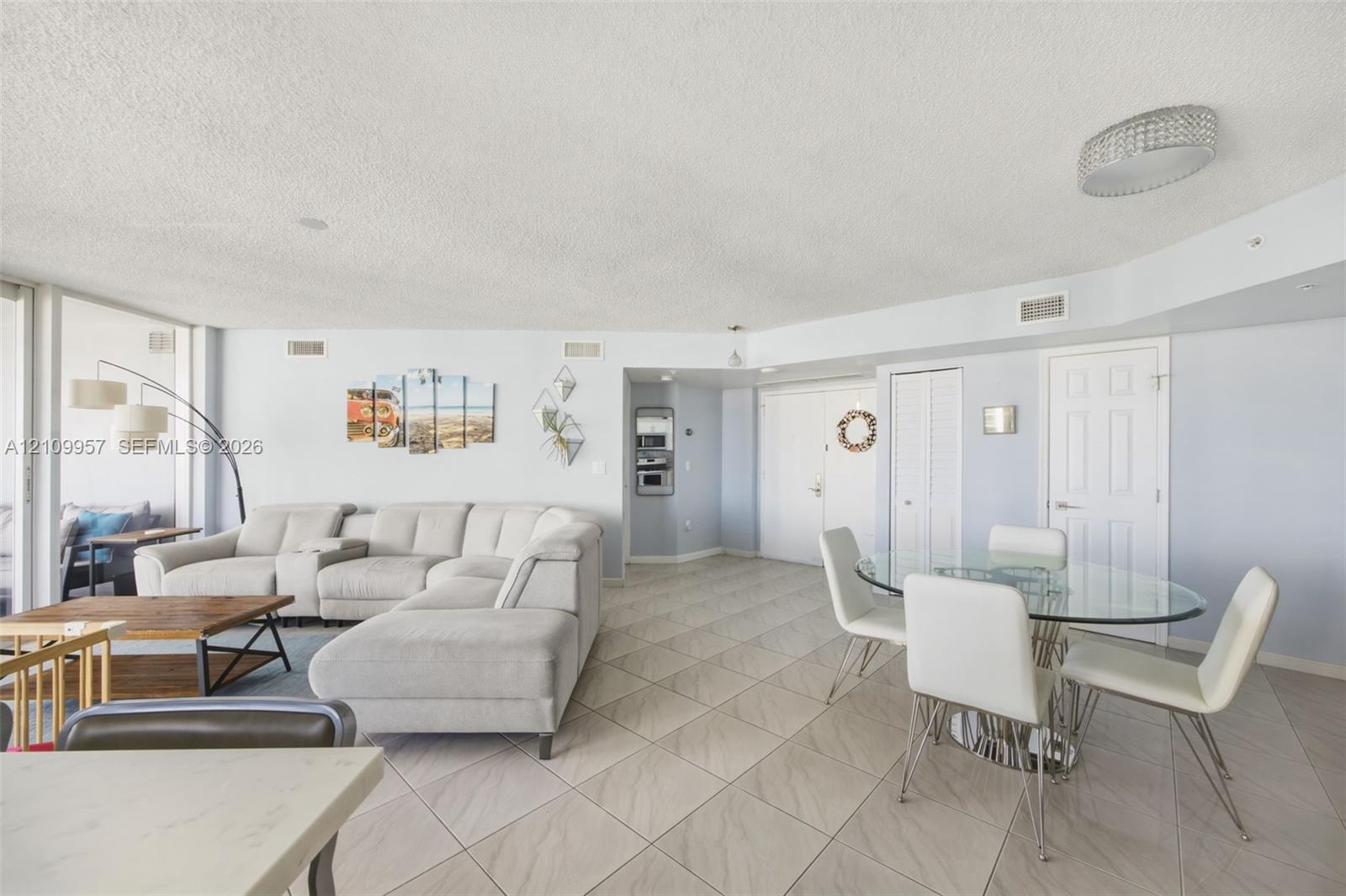 6301 Collins Ave # 2908