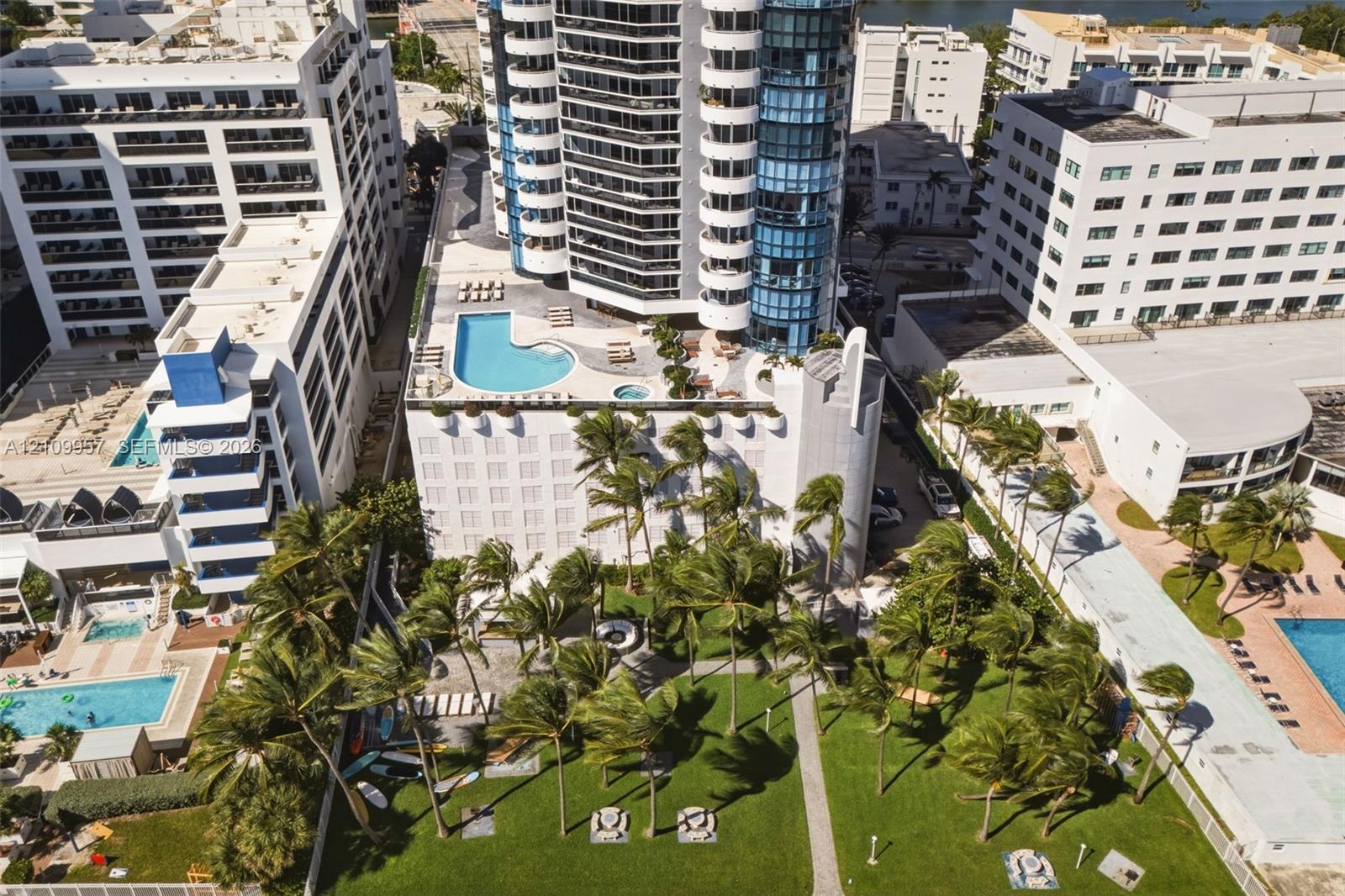 6301 Collins Ave # 2908