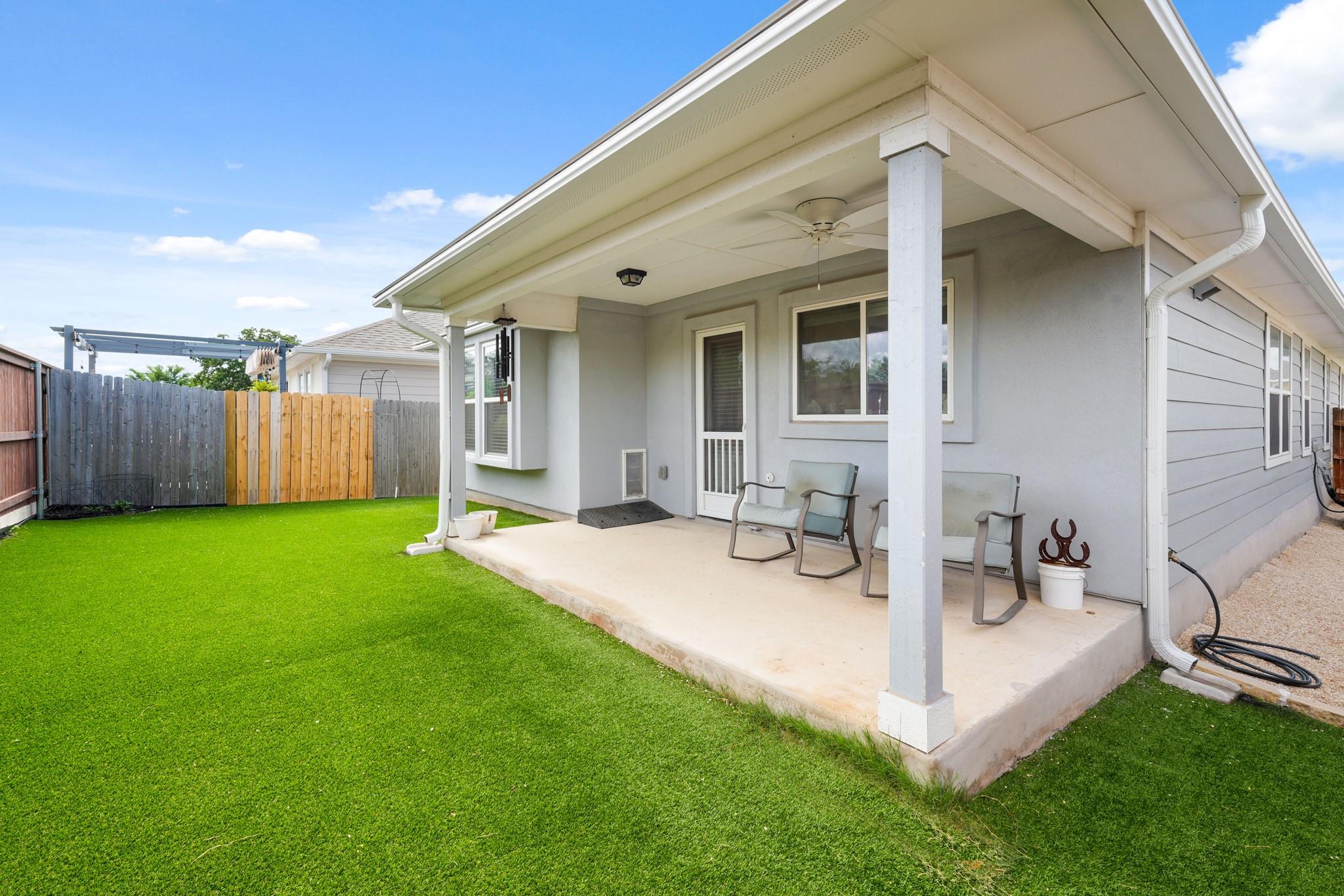 128 Riverhill DR