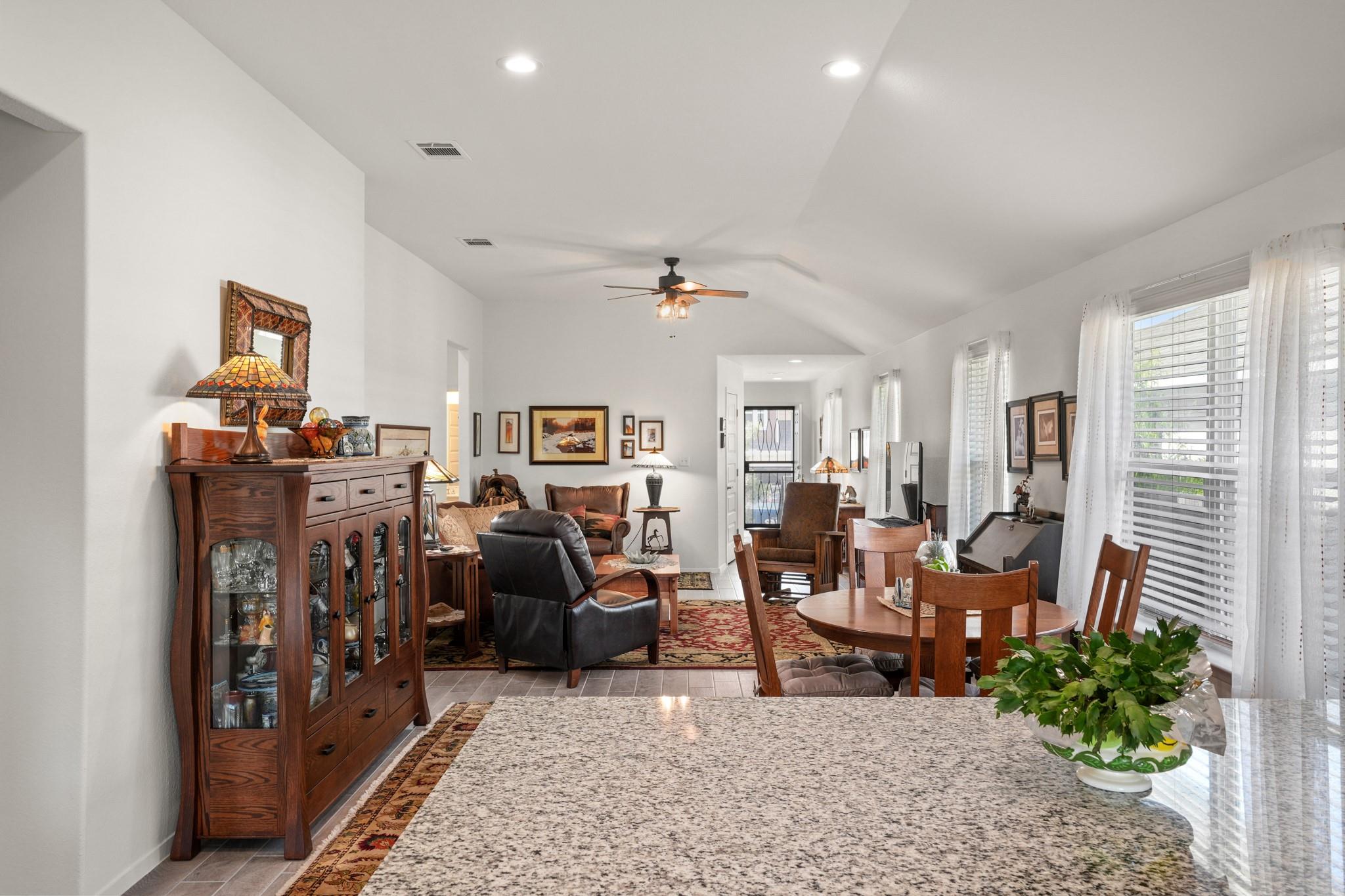 128 Riverhill DR