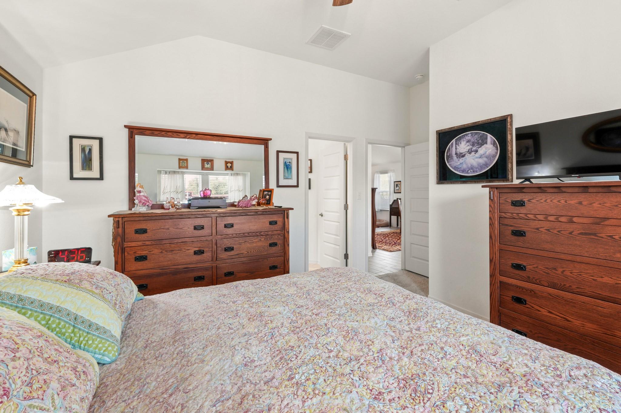 128 Riverhill DR