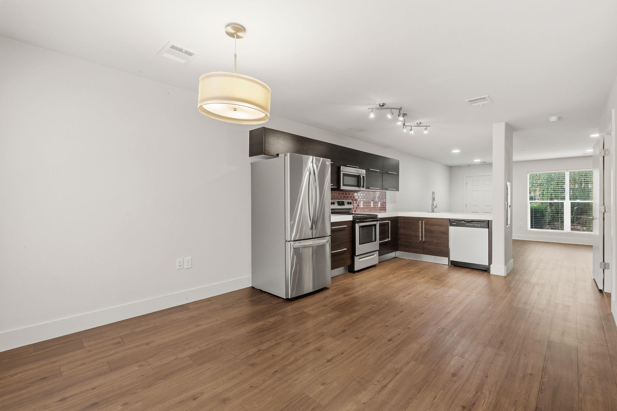 1101 Grove BLVD # 708