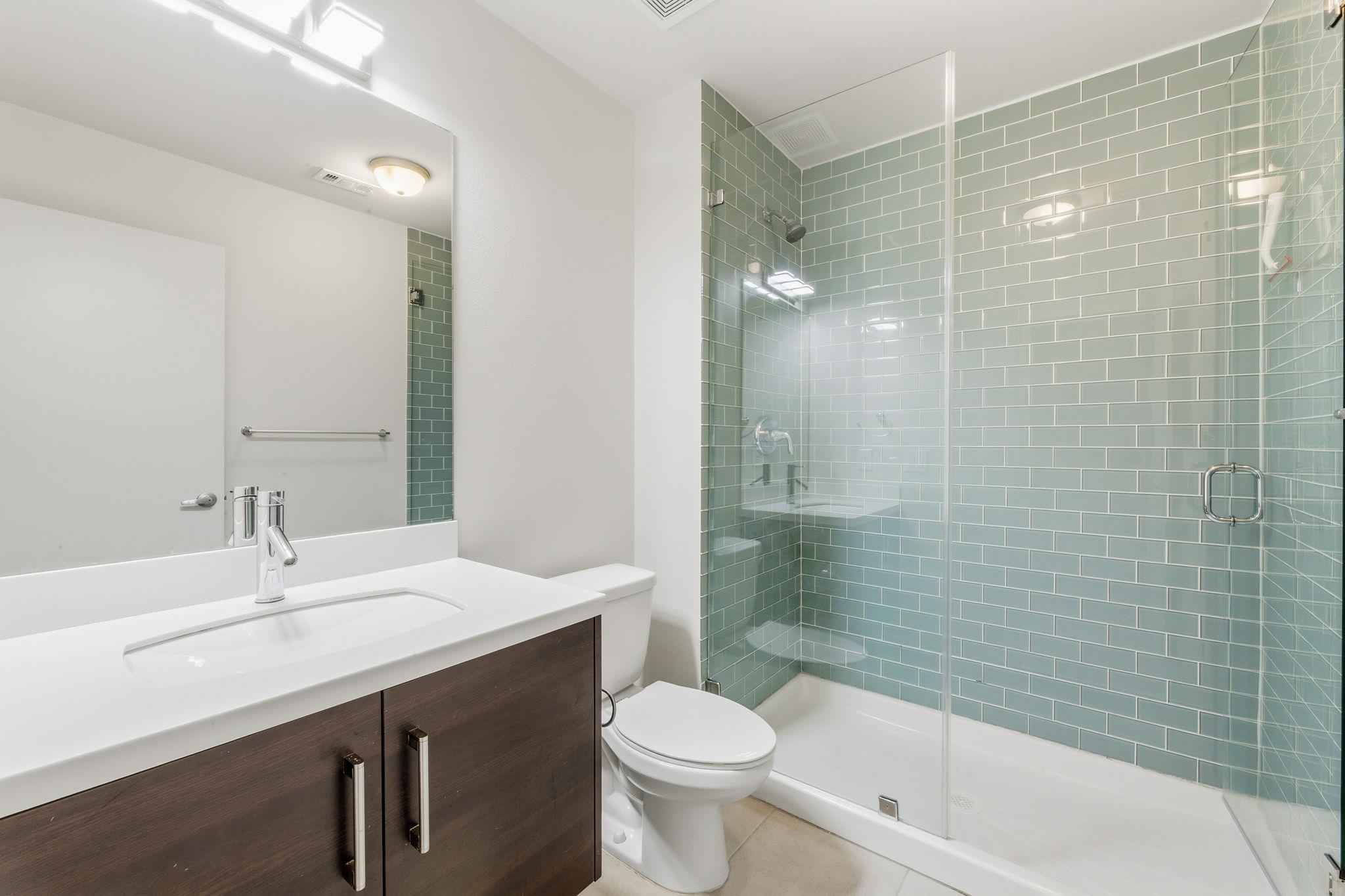 1101 Grove BLVD # 708