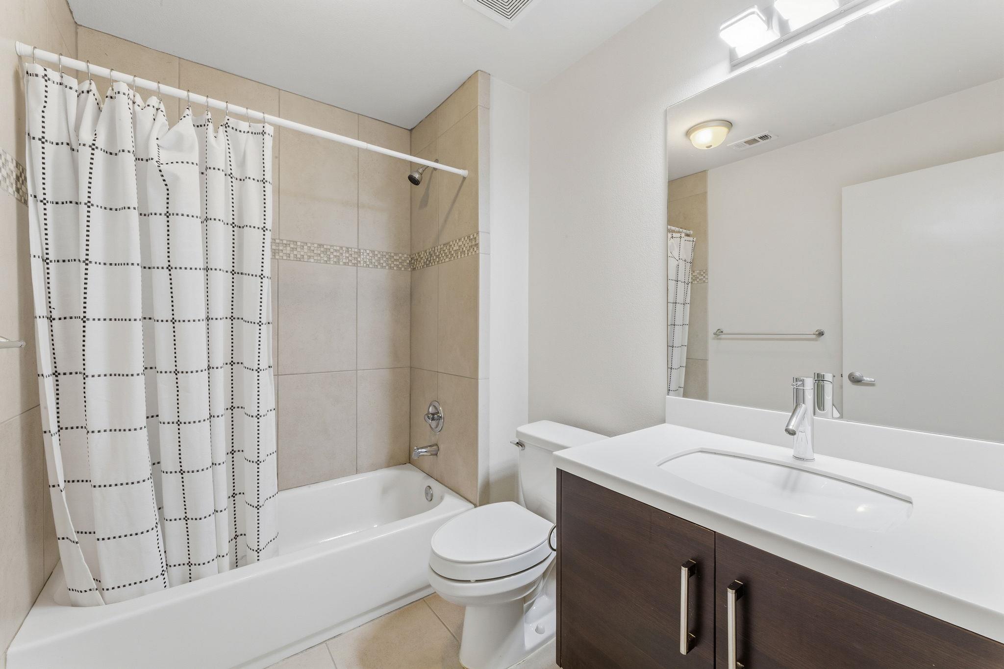 1101 Grove BLVD # 708