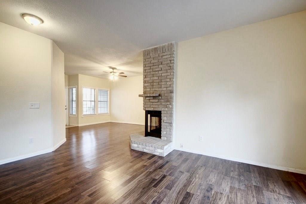 16316 Framingham CIR