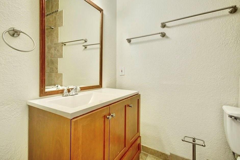 16316 Framingham CIR