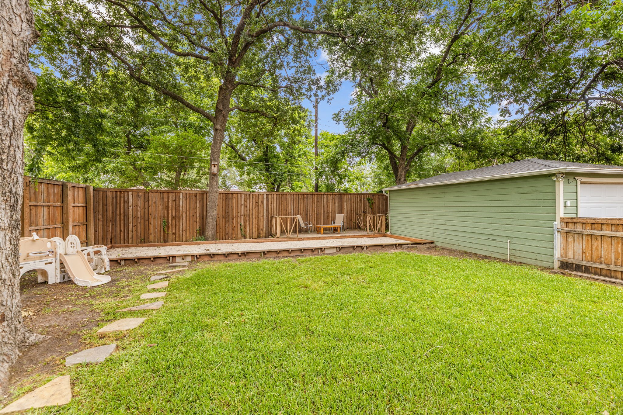 114 E Ireland Drive