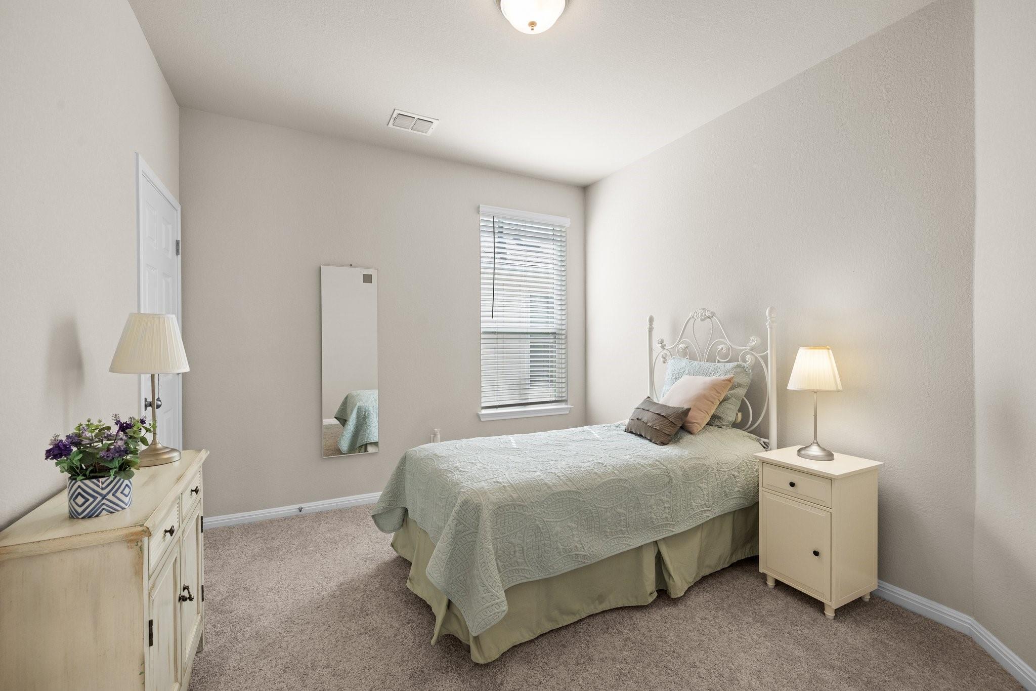 1128 Autumn Heather DR