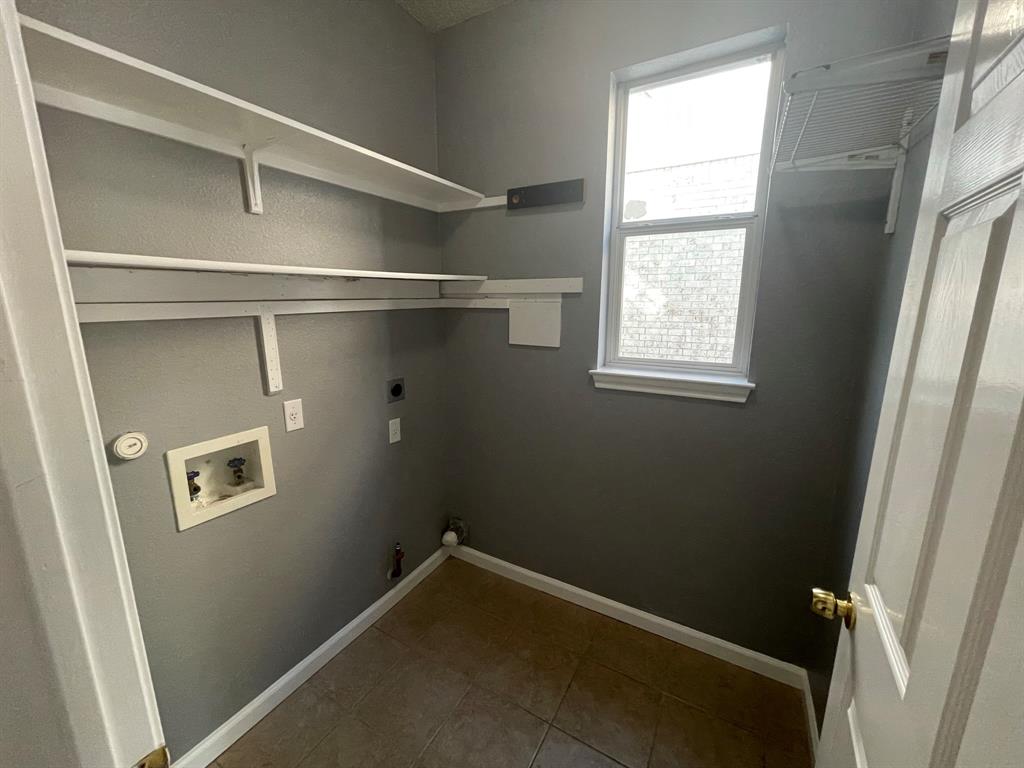 1533 Jerusalem DR