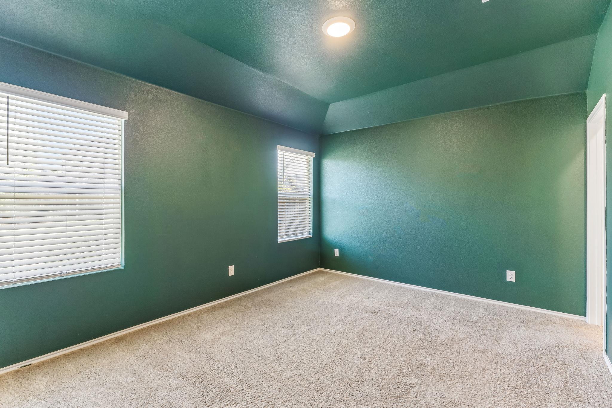 216 Dorchester DR