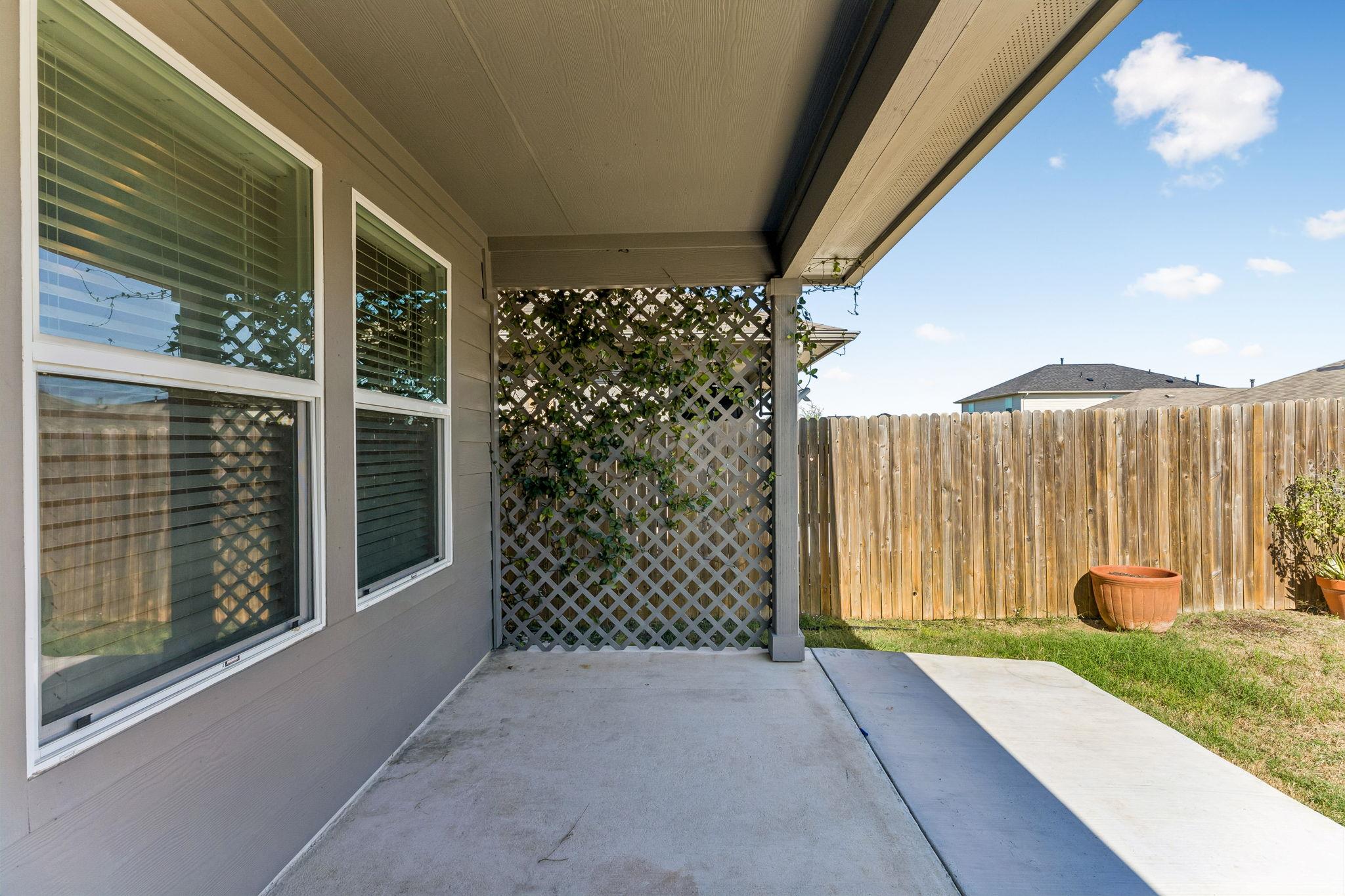 216 Dorchester DR
