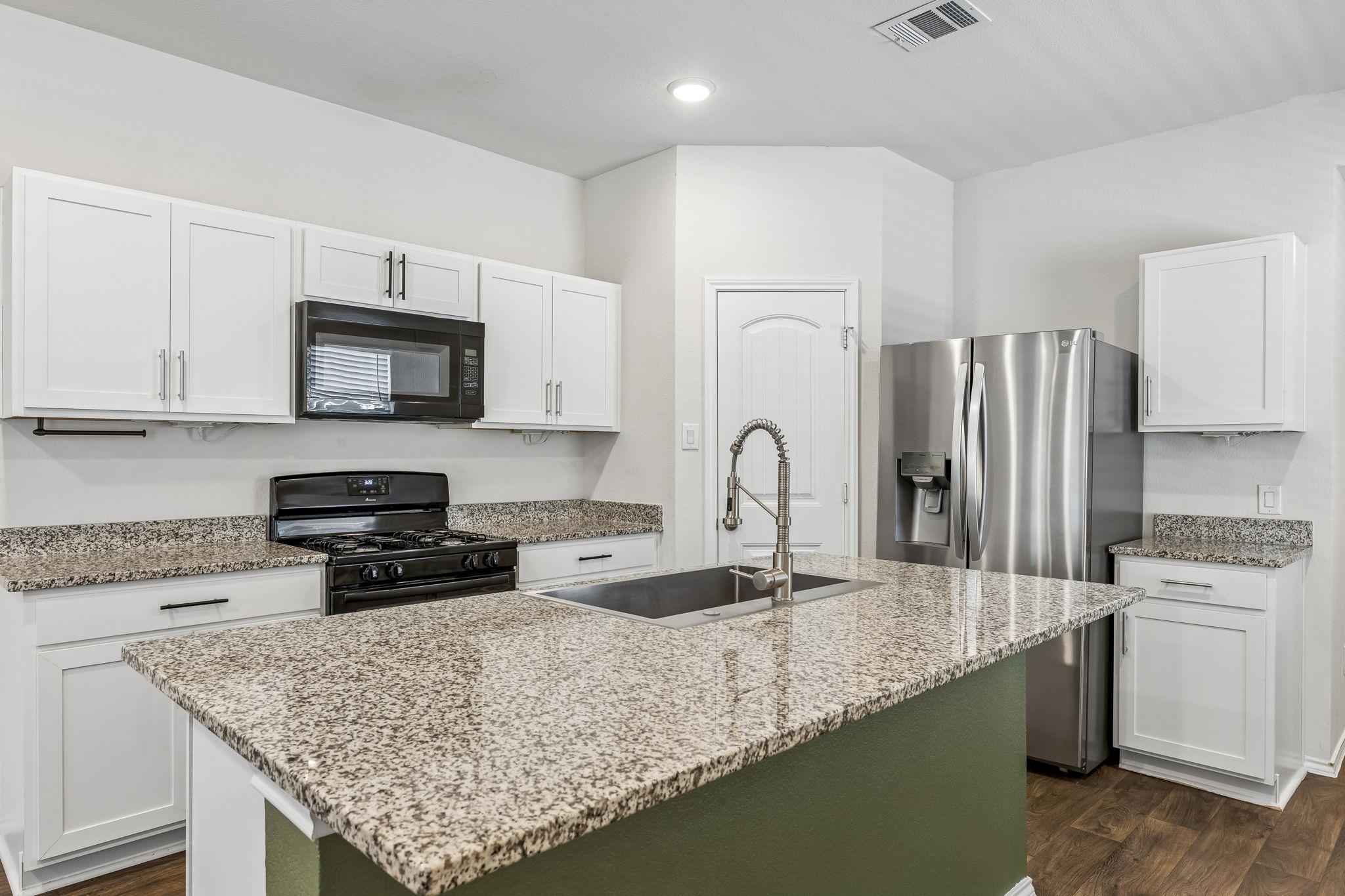 216 Dorchester DR