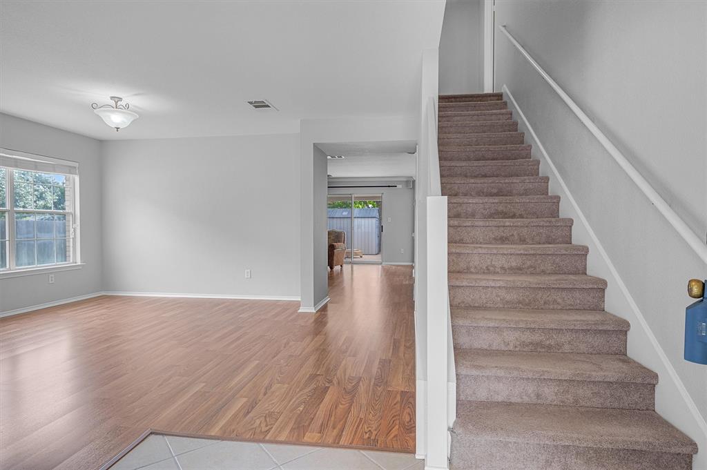 4305 Cisco Valley DR